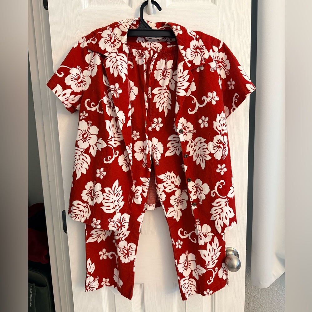 Vintage 1980s Aloha Republic Red Floral Hawaiian Shirt and Pants Set